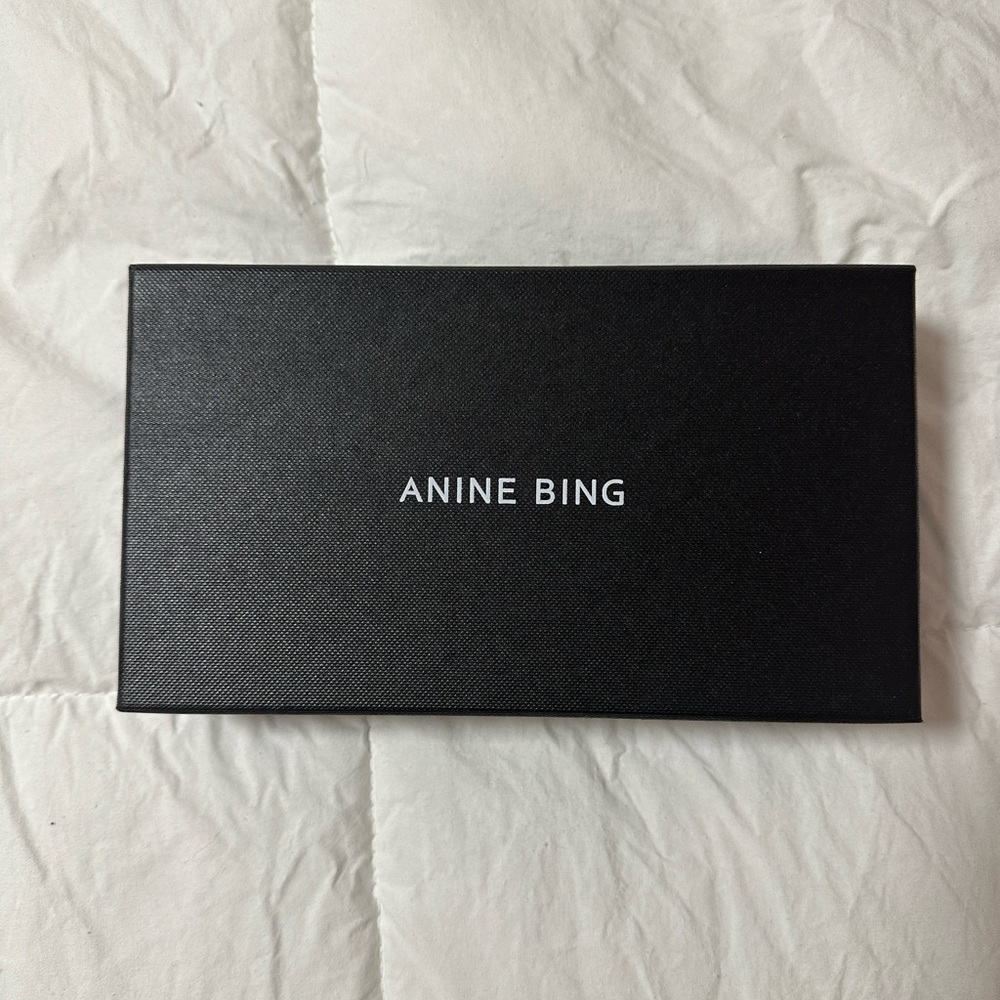 Anine Bing Highland Sunglasses in silver - Picture 6 of 9